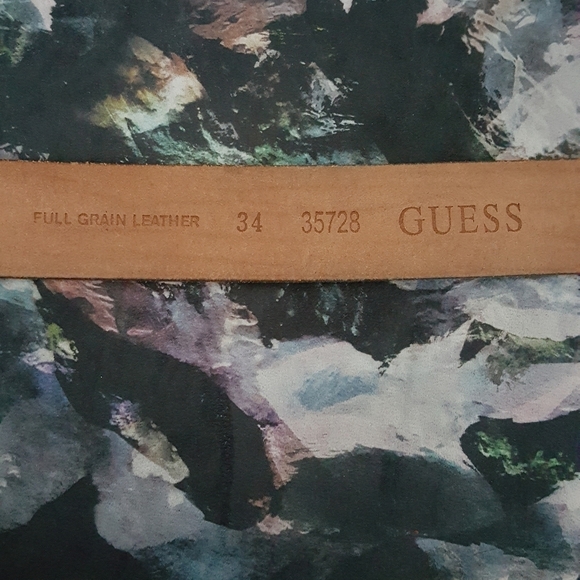 Vintage Guess Brown and Green Horse Horizon Leather Belt - Picture 3 of 5